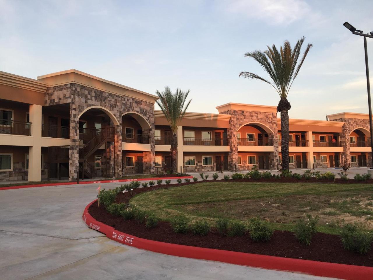 Econo Lodge Inn & Suites Houston Nw-Cy-Fair Jersey Village Exterior foto